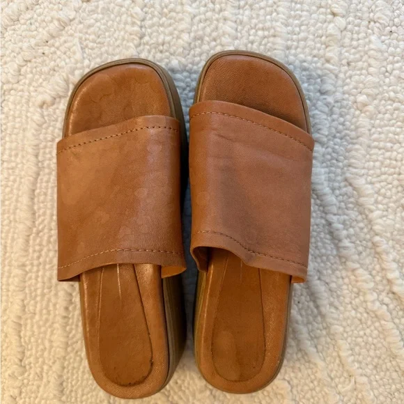 Dolce Vita Women’s Brown Leather Platform Sandals Size 10 - Picture 2 of 7